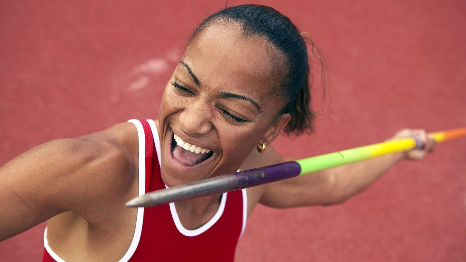 _极光滑雪与光影秀：冬日奇观激荡心灵_，极光和滑雪总有一个要有的吧